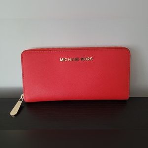 Michael Kors Large Jet Set Wallet
